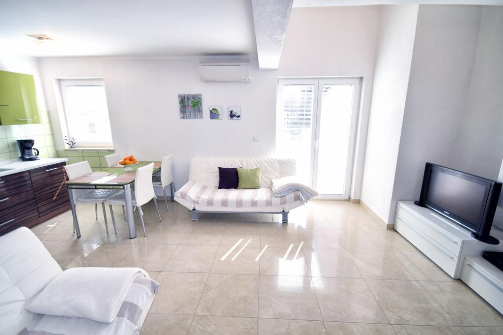 Apartments Link Rovinj Room photo