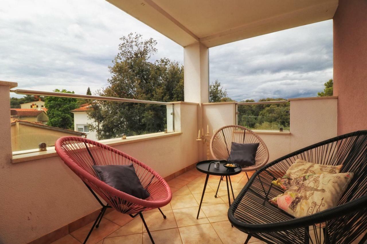 Apartments Link Rovinj Exterior photo